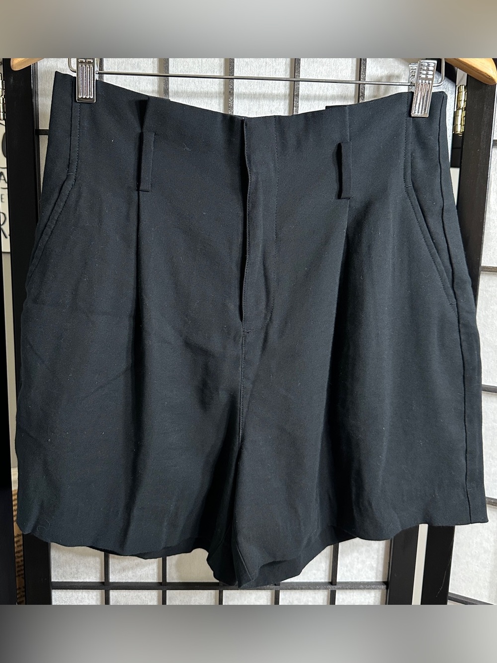 A New Day High-Rise Pleated Tailored Shorts With Front Pleats in Black Size 2